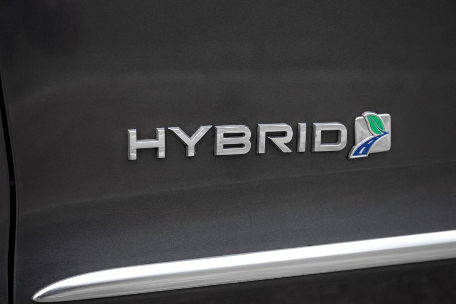 Логотип Ford Vignale Mondeo Hybrid Turnier 2019 года  (WW) (фото 7 из 15)